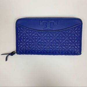 Tory Burch quilted leather continental wallet
